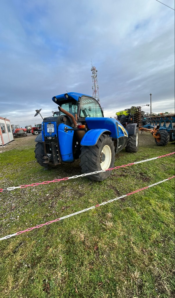 Telescopique NEW HOLLAND LM 5060 - photo slide 6