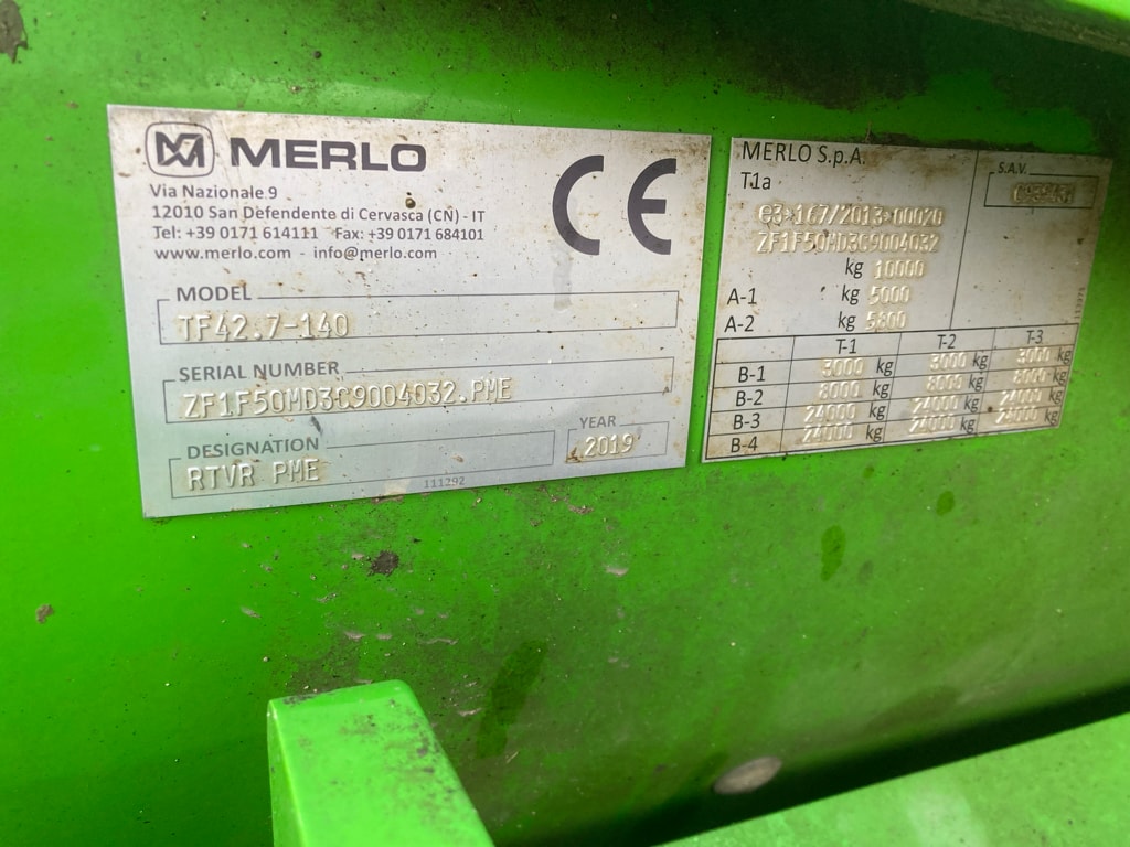 Telescopique MERLO TF 42.7 - 140 - photo slide 14