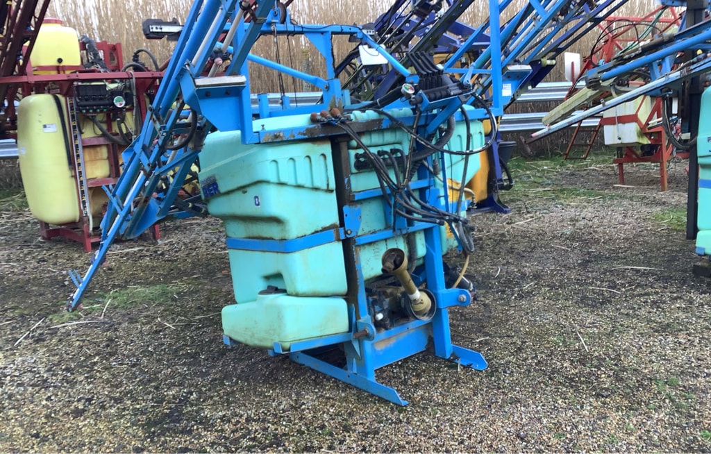 Pulverisateur BERTHOUD Progress - photo slide 2