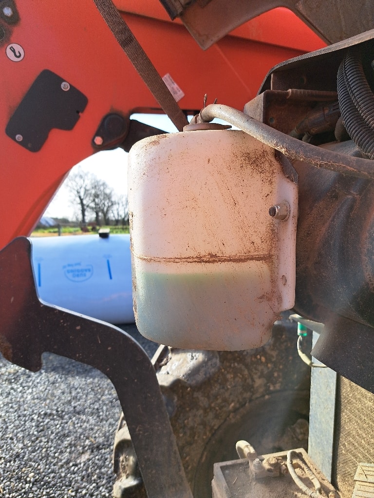 Tracteur chargeur KUBOTA M6101 - photo slide 7