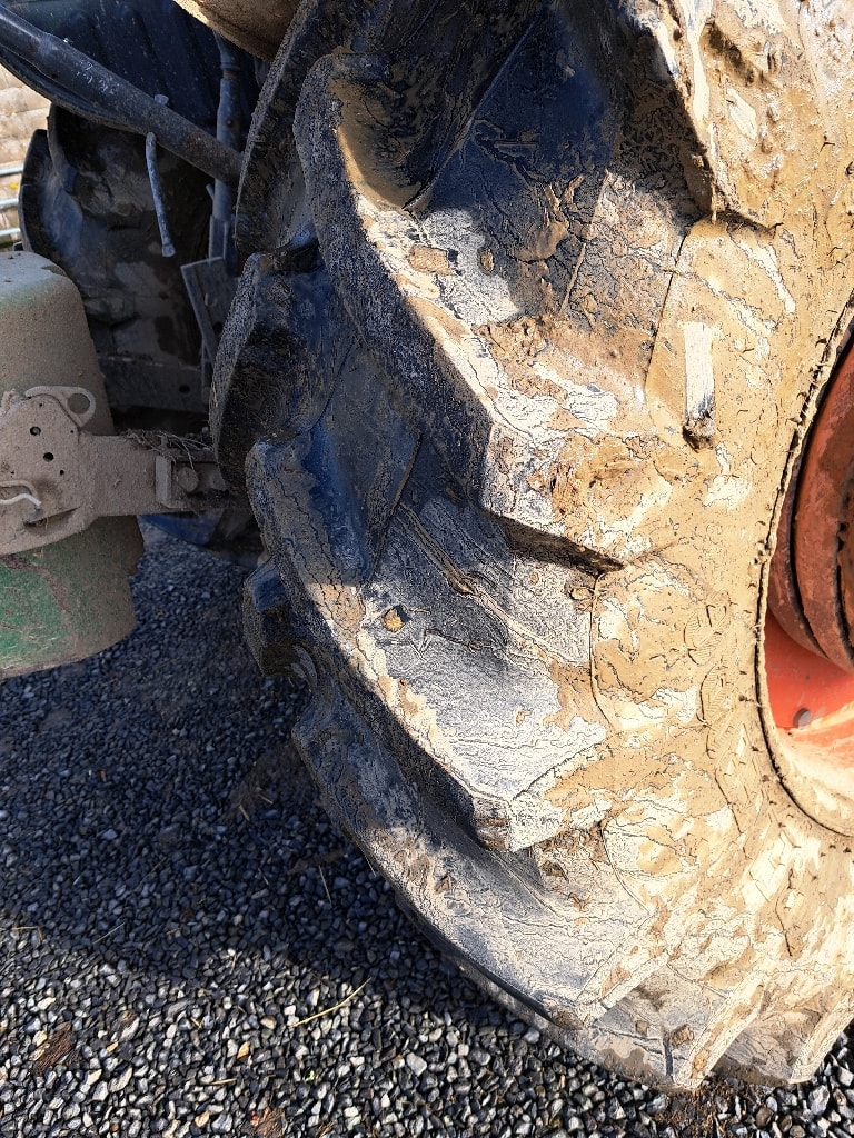 Tracteur chargeur KUBOTA M6101 - photo slide 11