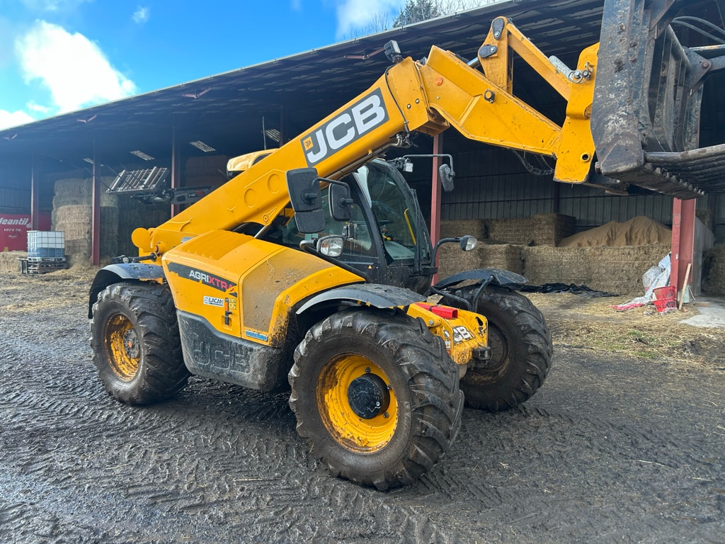 Telescopique JCB 542-70 AGRI XTRA DTVT  - photo slide 2