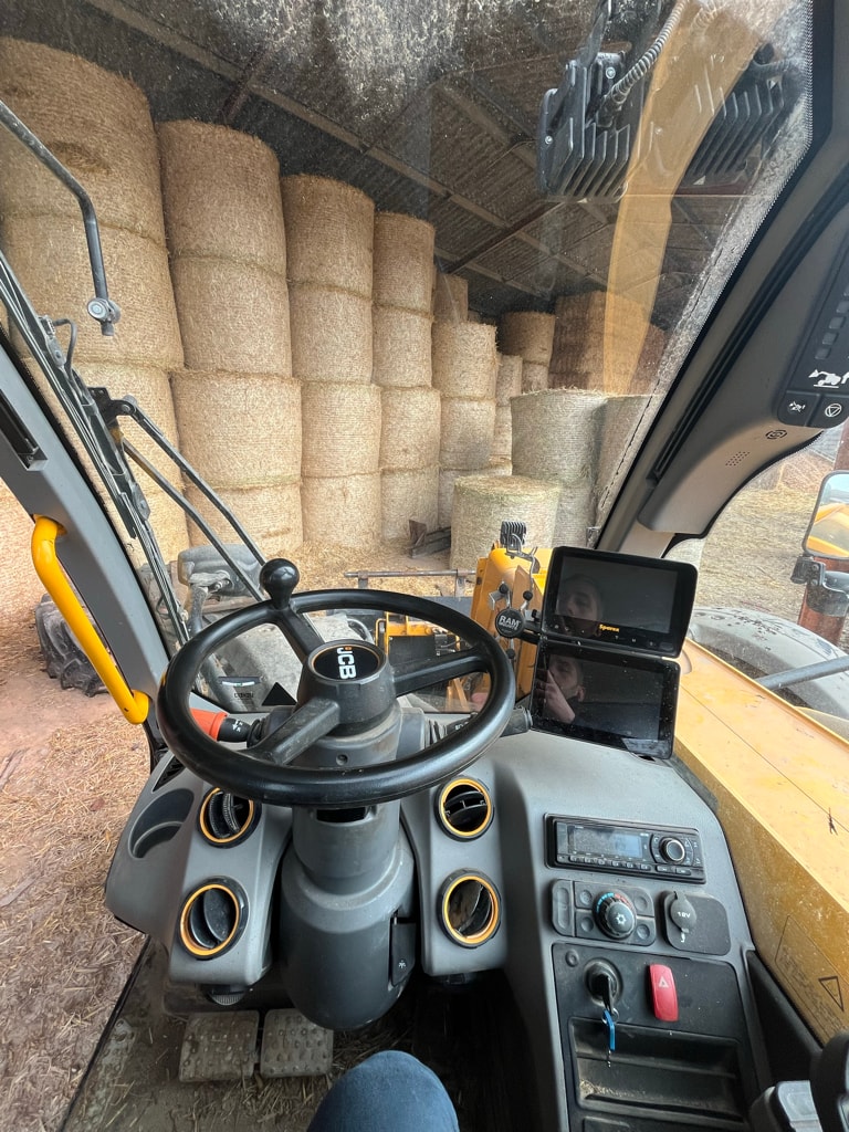 Telescopique JCB 542-70 Agri xtra DTVT - photo slide 13