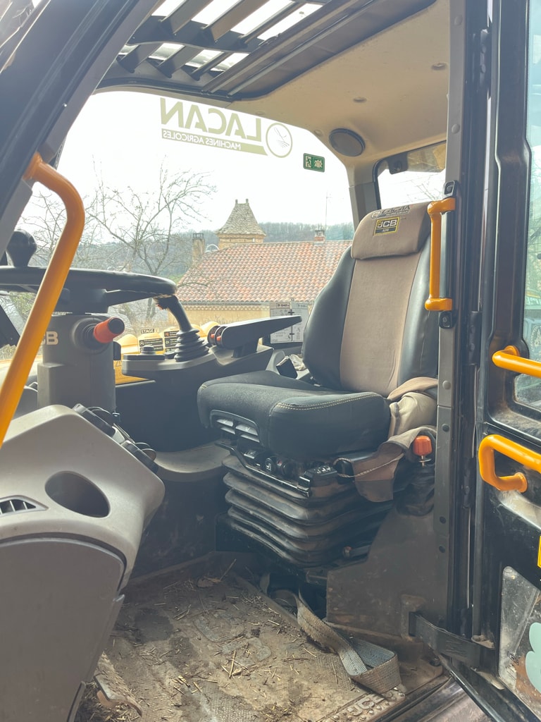 Telescopique JCB 542-70 Agri xtra DTVT - photo slide 9