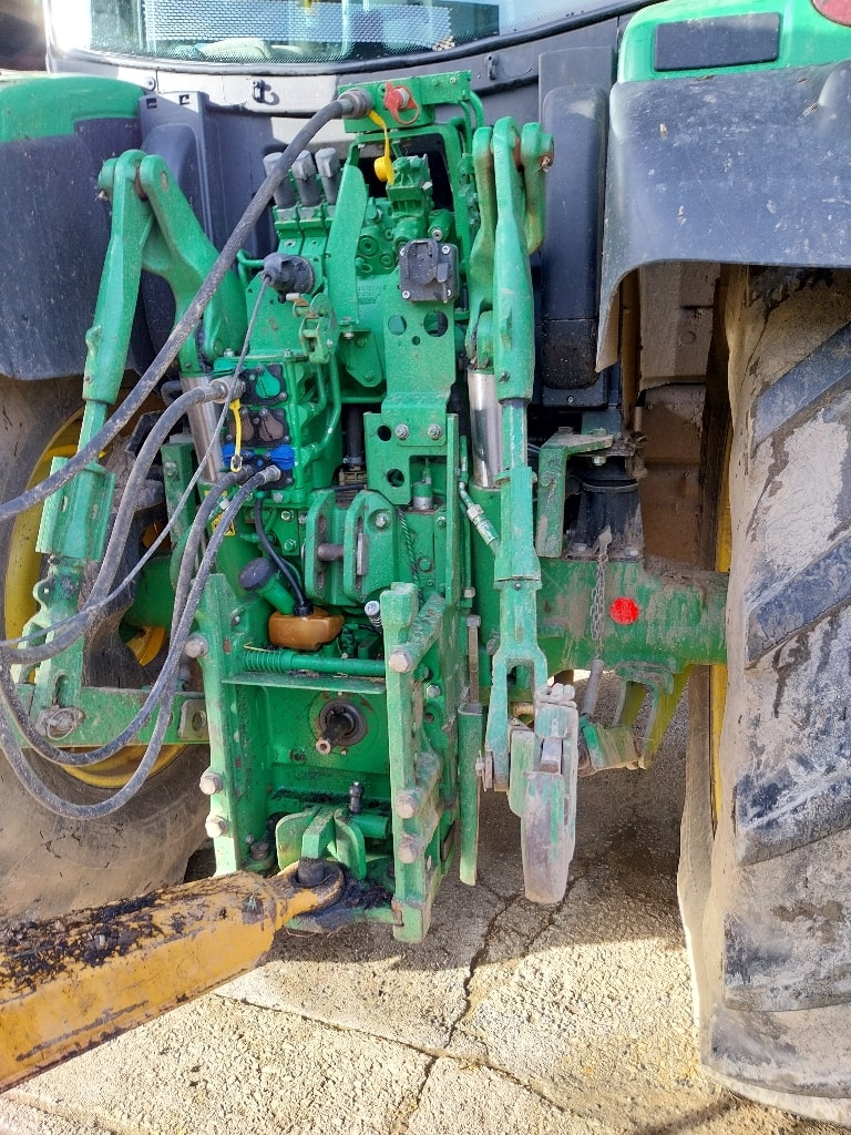 Tracteur JOHN DEERE 6155R - photo slide 10