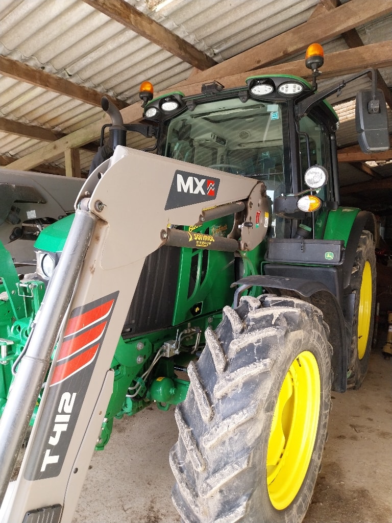 Tracteur chargeur JOHN DEERE 6120M - photo slide 2
