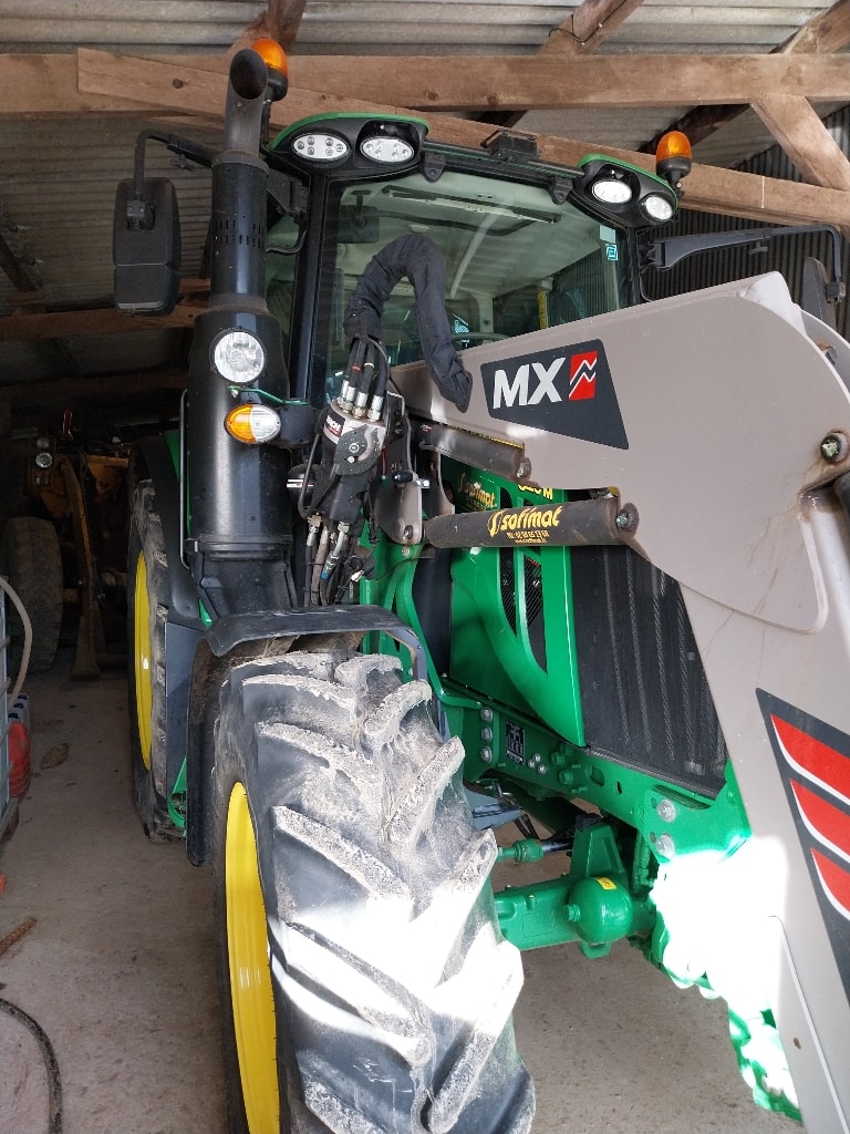 Tracteur chargeur JOHN DEERE 6120M - photo slide 16