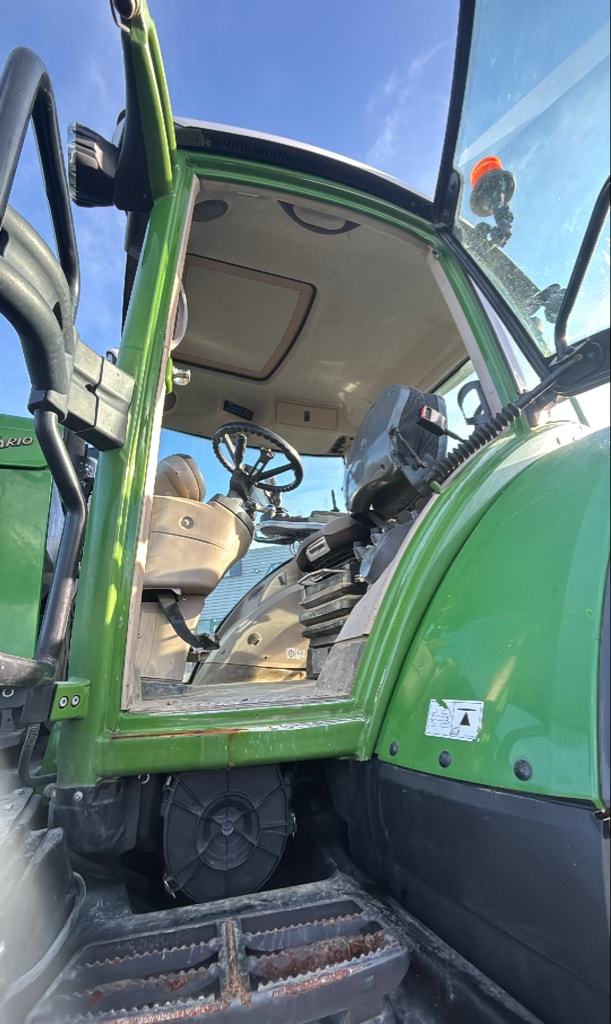 Tracteur FENDT 826 VARIO PROFI + - photo slide 13
