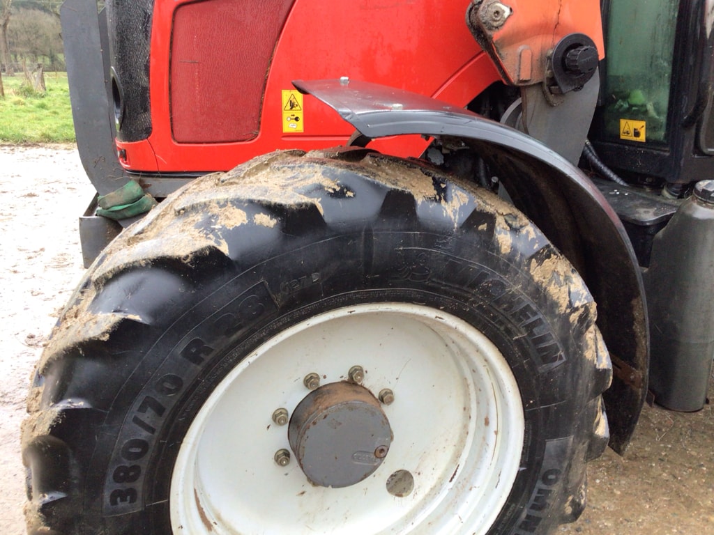 Tracteur chargeur MASSEY FERGUSON MF5460 - photo slide 8