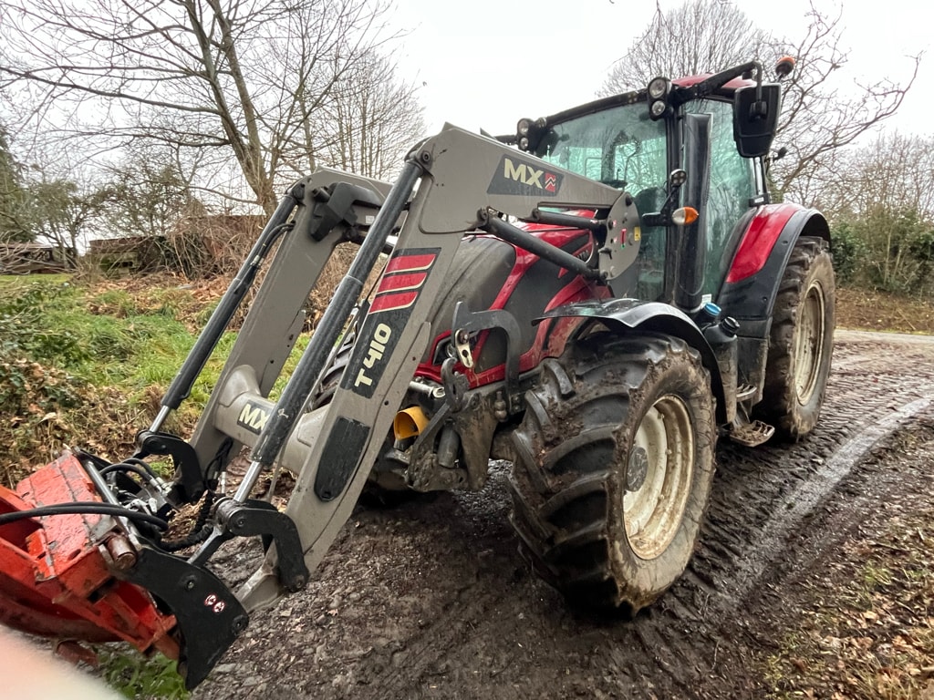 Tracteur chargeur VALTRA N 134 DIRECT - photo slide 1