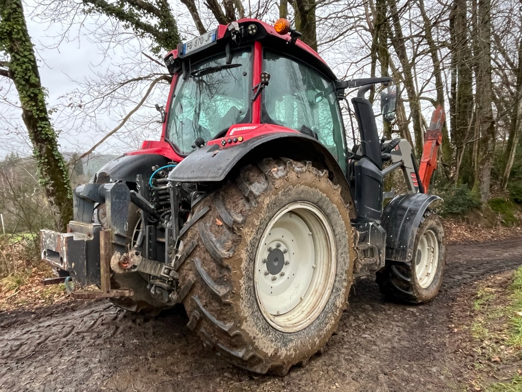 Tracteur chargeur VALTRA N 134 DIRECT - photo slide 3
