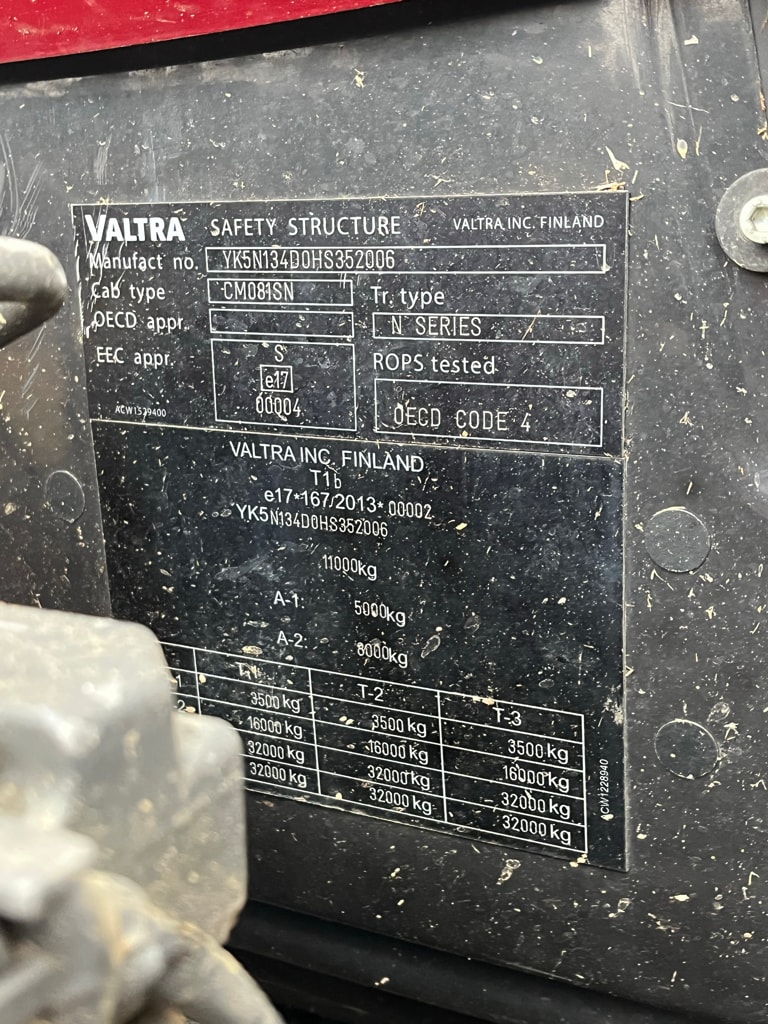 Tracteur chargeur VALTRA N 134 DIRECT - photo slide 5