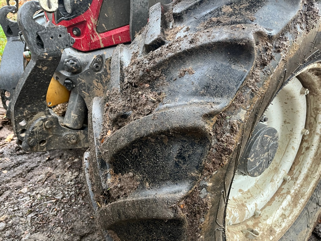 Tracteur chargeur VALTRA N 134 DIRECT - photo slide 7