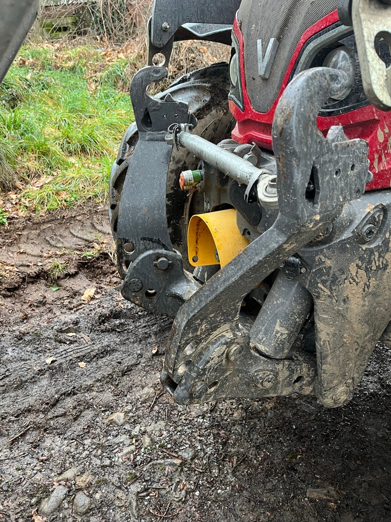 Tracteur chargeur VALTRA N 134 DIRECT - photo slide 12