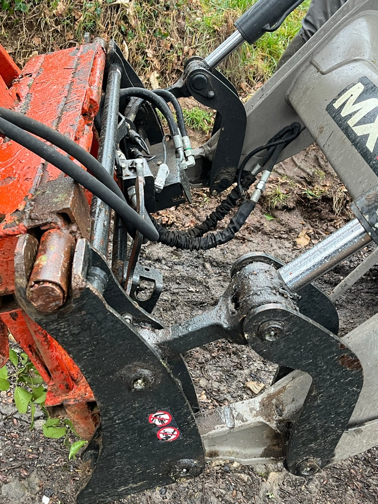 Tracteur chargeur VALTRA N 134 DIRECT - photo slide 25