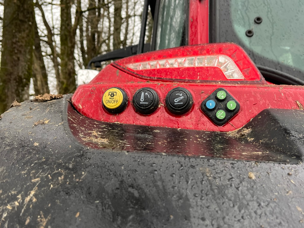 Tracteur chargeur VALTRA N 134 DIRECT - photo slide 27