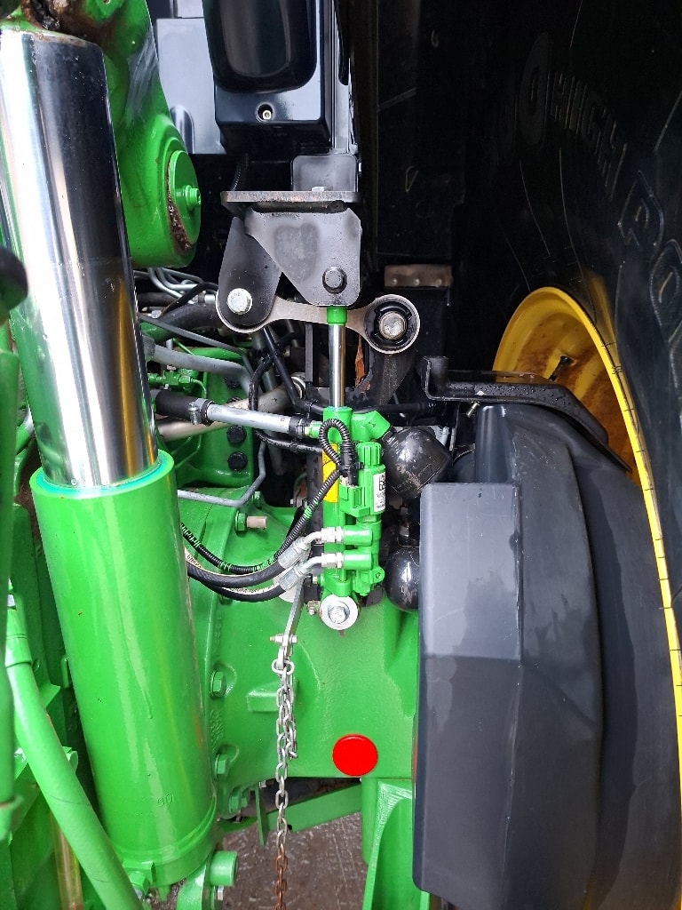 Tracteur JOHN DEERE 6250R - photo slide 12