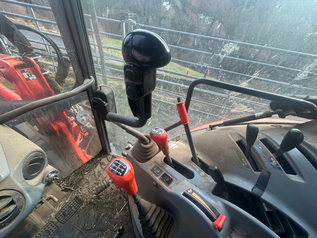 Tracteur chargeur KUBOTA M5091 DTHQ - photo slide 11