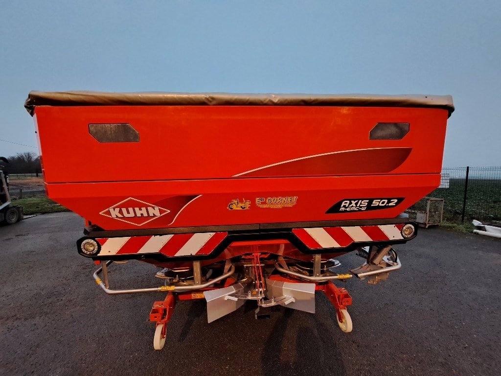 Epandeur engrais KUHN AXIS 50.2 M EMC W - photo slide 1