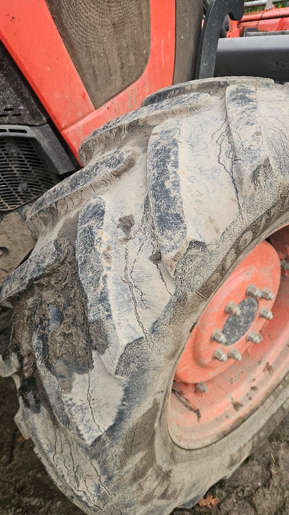 Tracteur chargeur KUBOTA M5111 DTHQ - photo slide 6