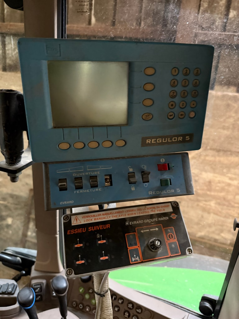 Pulverisateur EVRARD METEOR 4100  - photo slide 9