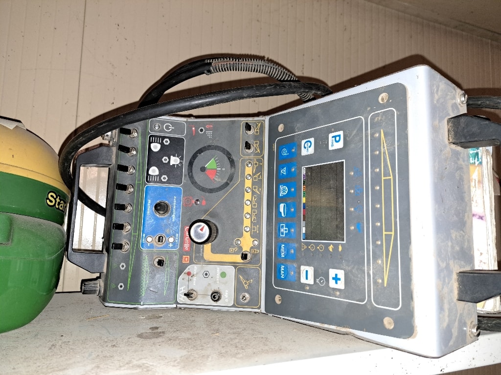 Pulverisateur CARUELLE 320S - photo slide 10