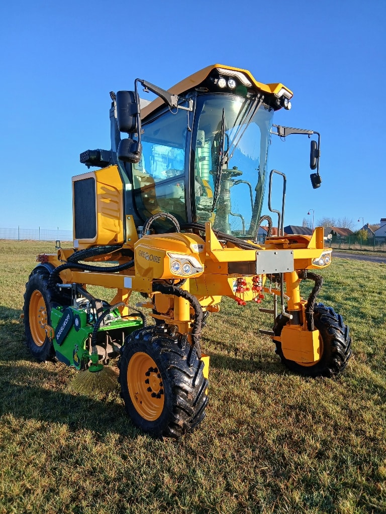 Tracteur enjambeur GREGOIRE GSE - photo slide 1
