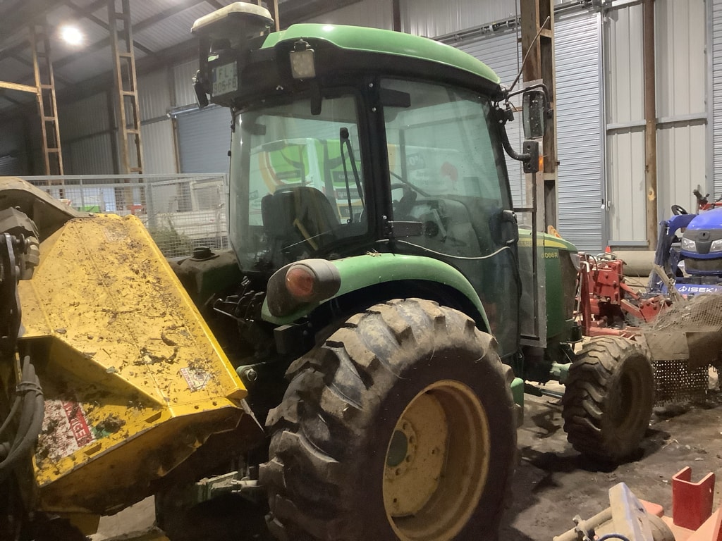 Tracteur JOHN DEERE 4066  R - photo slide 4