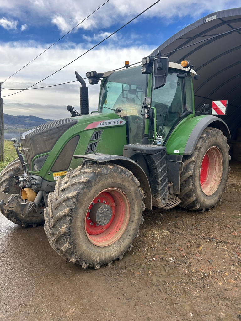 Tracteur FENDT 716 VARIO POWER - photo slide 1