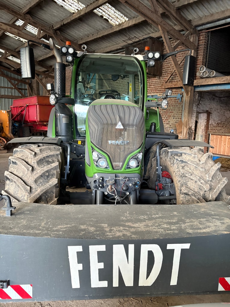 Tracteur FENDT 720 profi + - photo slide 8