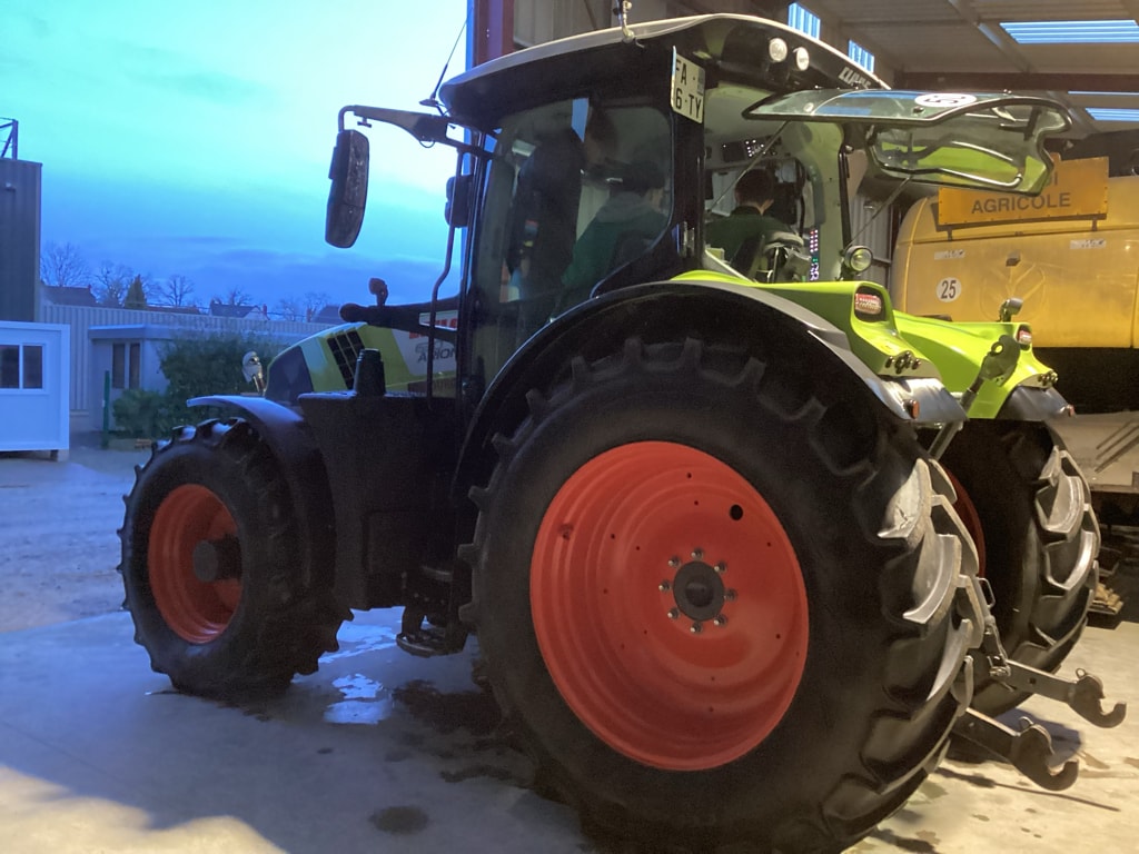 Tracteur CLAAS ARION 630 CEBIS - photo slide 3