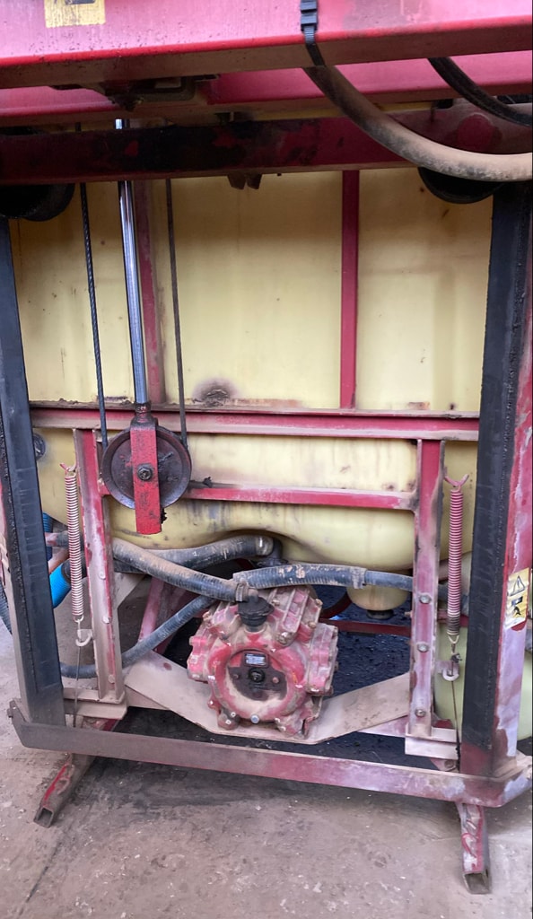 Pulverisateur HARDI Mega LPZ 18 - photo slide 10