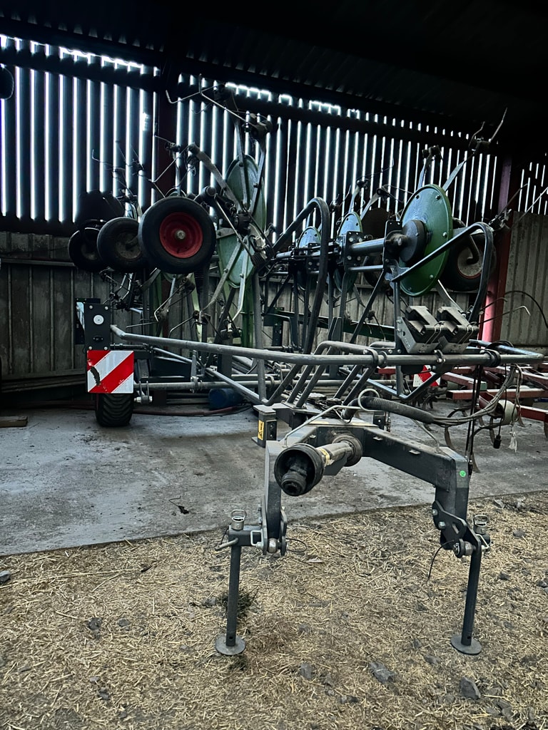 Faneuse FENDT Lotus 1020T - photo slide 3