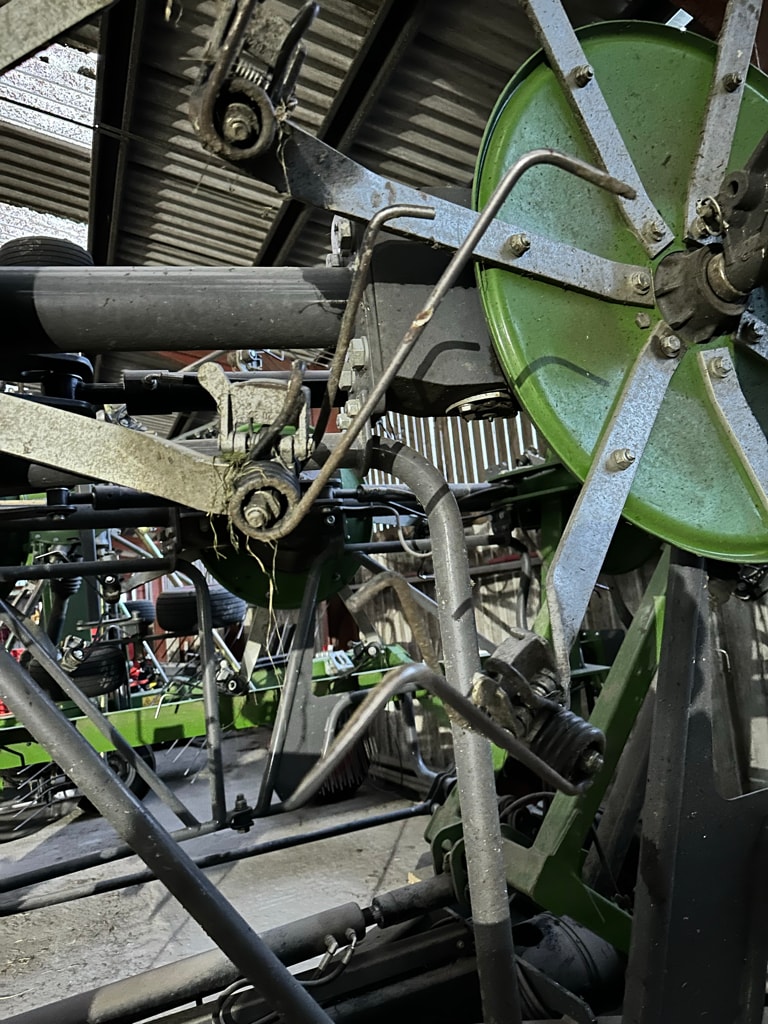 Faneuse FENDT Lotus 1020T - photo slide 4