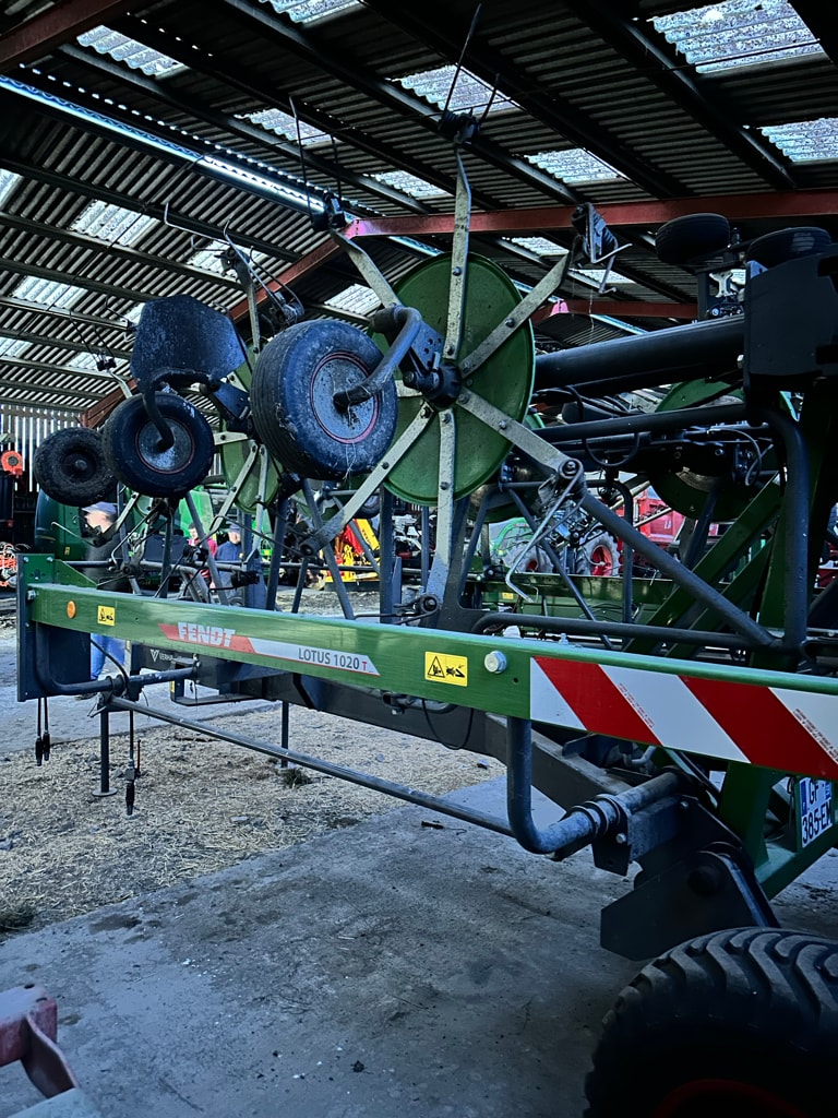 Faneuse FENDT Lotus 1020T - photo slide 5