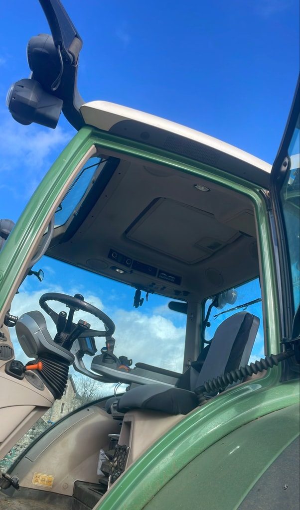 Tracteur FENDT 716 VARIO PROFI - photo slide 12