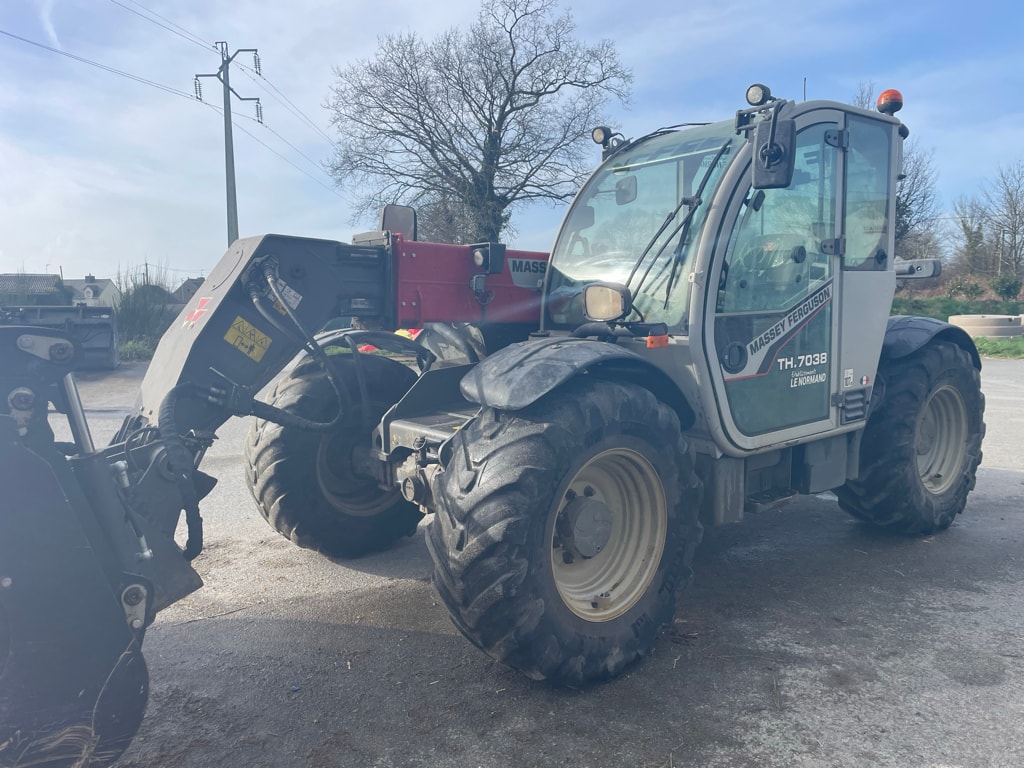 Telescopique MASSEY FERGUSON TH7038 - photo slide 2