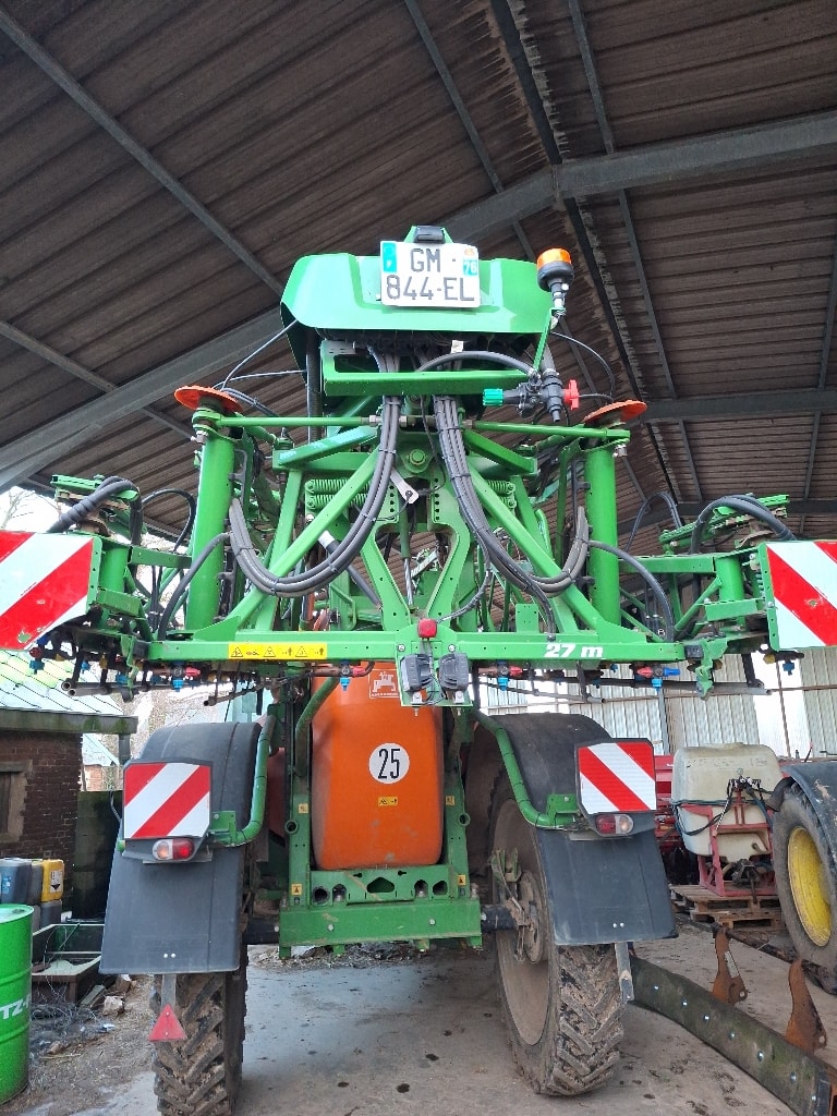 Pulverisateur AMAZONE Ux 3200 spécial  - photo slide 10