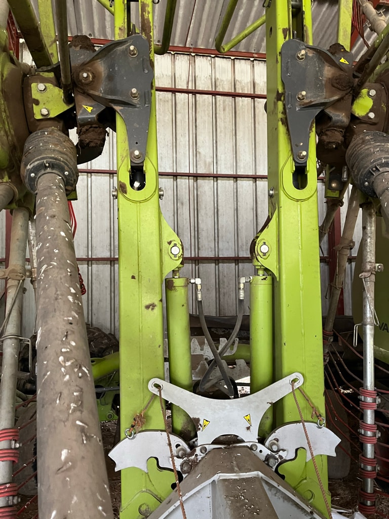 Andaineur CLAAS LINER 2700 - photo slide 14