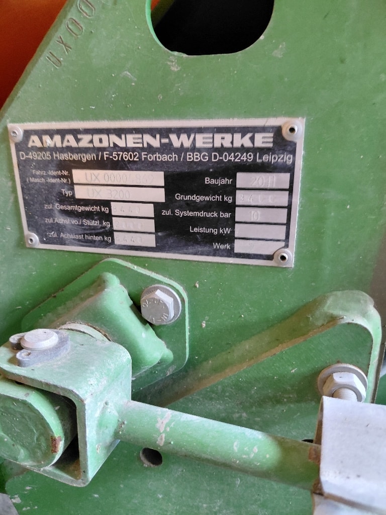 Pulverisateur AMAZONE Un 3200 - photo slide 6