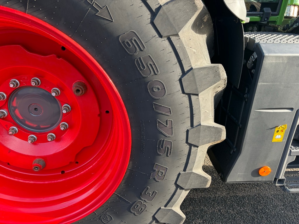Tracteur FENDT 724 GEN 6 Power + - photo slide 9
