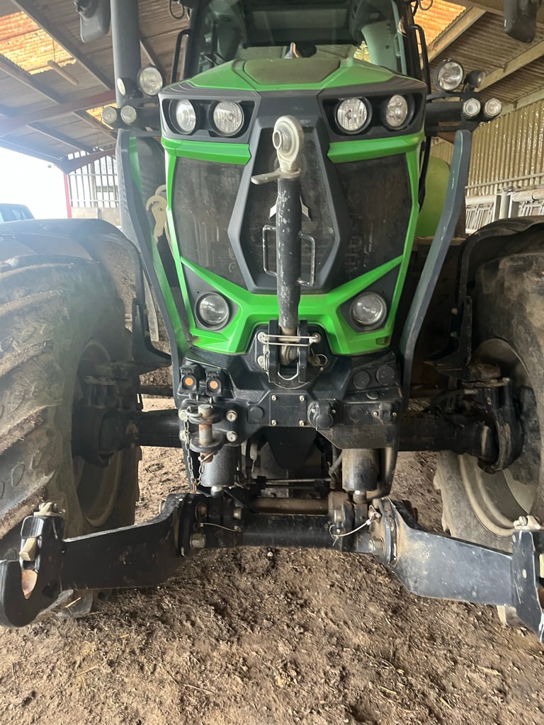 Tracteur chargeur DEUTZ FAHR 6155 AGROTRON TTV - photo slide 9