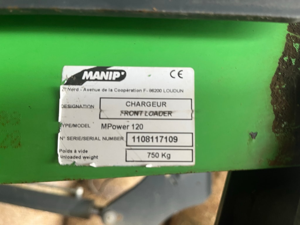 Tracteur chargeur DEUTZ FAHR 6155 AGROTRON TTV - photo slide 13