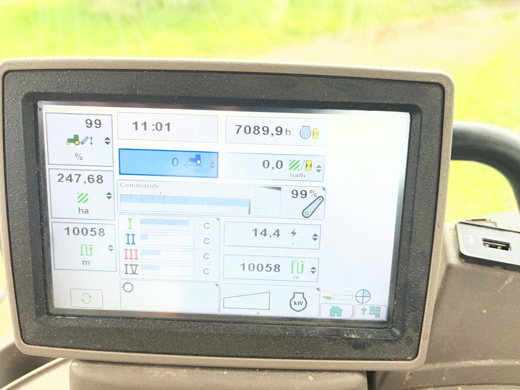 Tracteur JOHN DEERE 6140R - photo slide 20