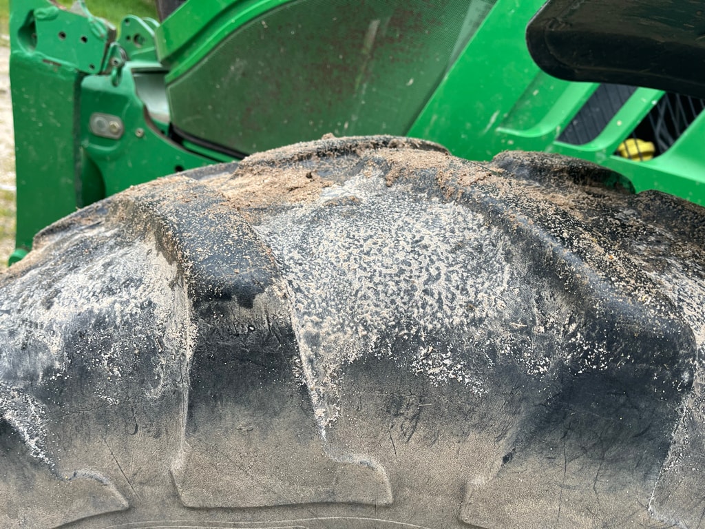 Tracteur JOHN DEERE 6140R - photo slide 6