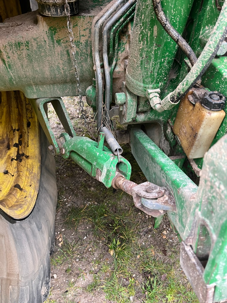 Tracteur JOHN DEERE 6140R - photo slide 15