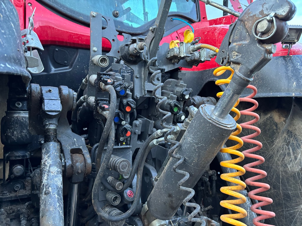 Tracteur VALTRA Q305 - photo slide 3