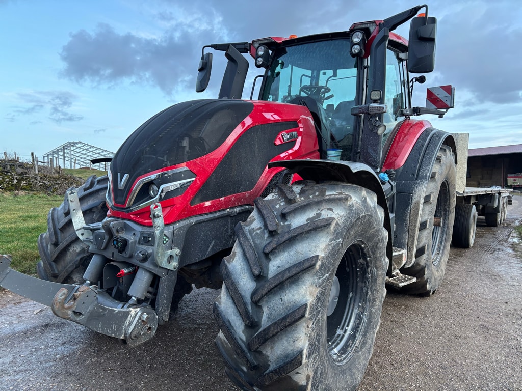 Tracteur VALTRA Q305 - photo slide 9