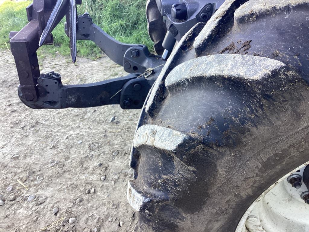 Tracteur VALTRA N104  - photo slide 5