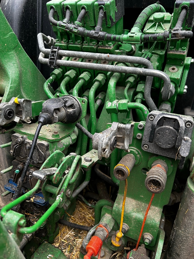 Tracteur JOHN DEERE 6175R - photo slide 7